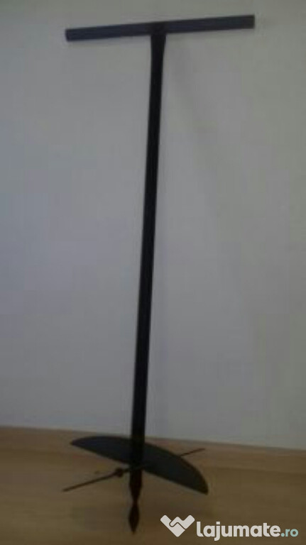 Burghiu manual pentru gauri in pamant 30 cm