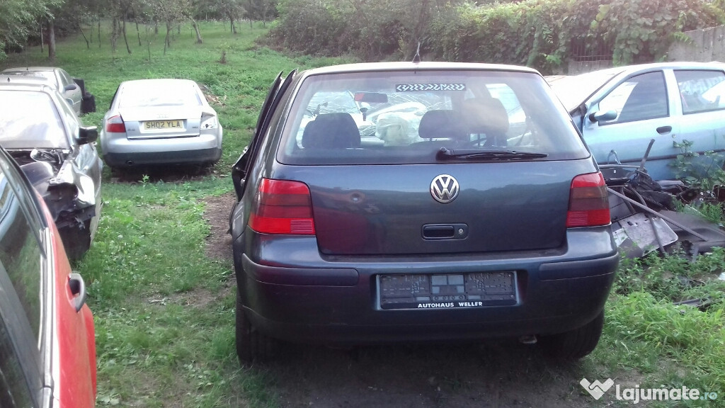 Dezmembrari golf 4