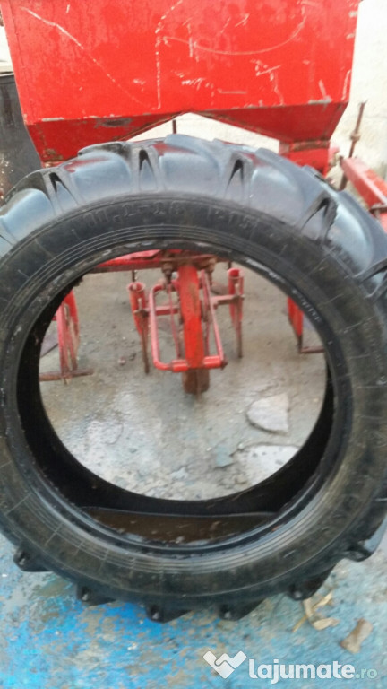 Cauciuc de tractor
