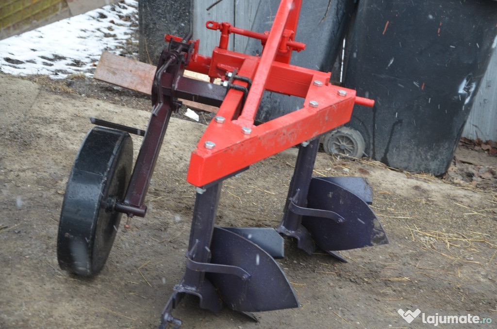 Plug nou pt tractor 45-55cp