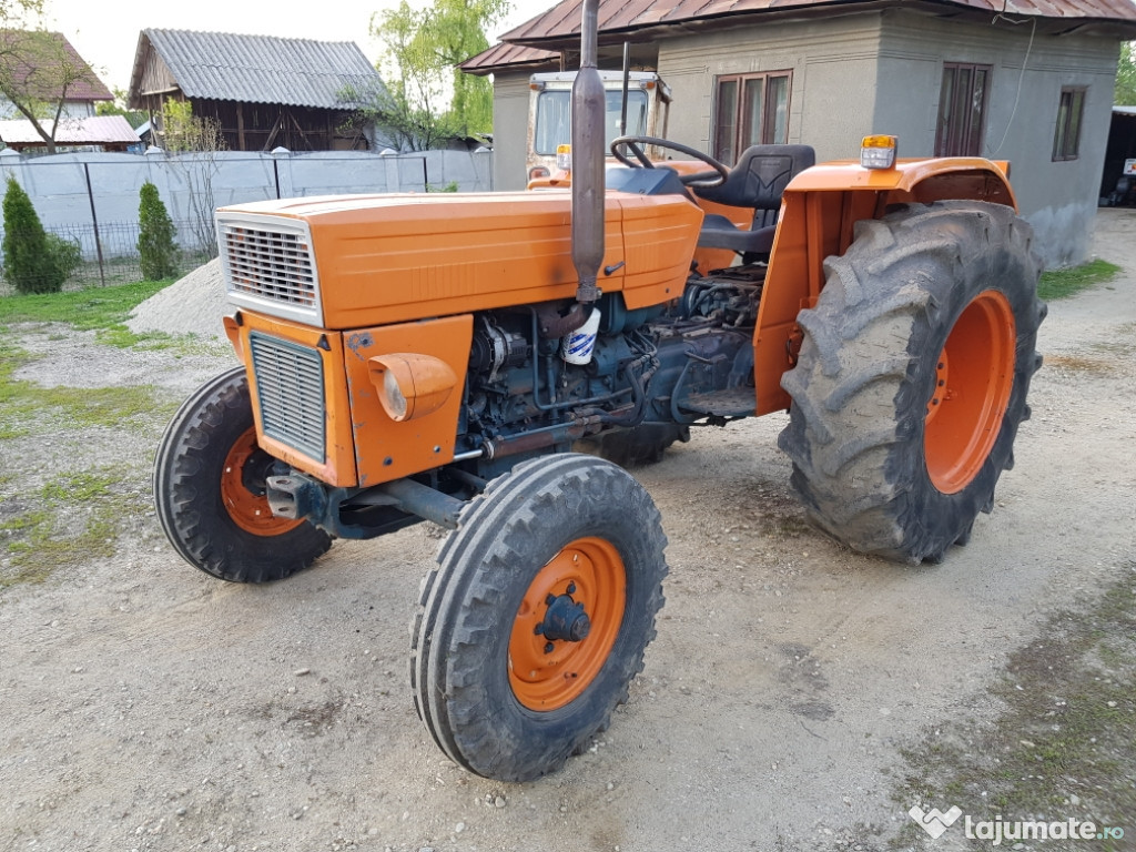 Tractor UTB 530 cu servodirectie