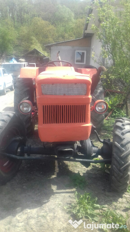 Tractor