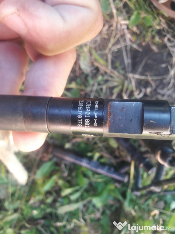 Injectoare pt Renault megane sau logan