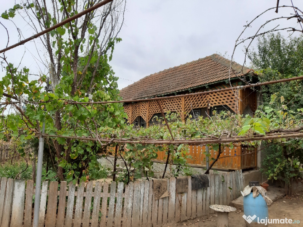 Casa - Teren Saraiu Constanta