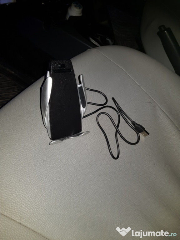 Suport de telefon auto cu incarcare wireless
