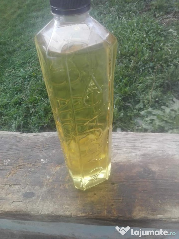 țuică de pruna curata