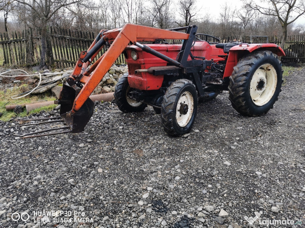 Tractor fiat 445 ( 4x4) dt cu încărcător frontal