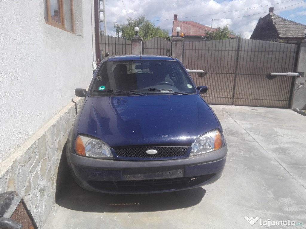 Ford fiesta pentru piese