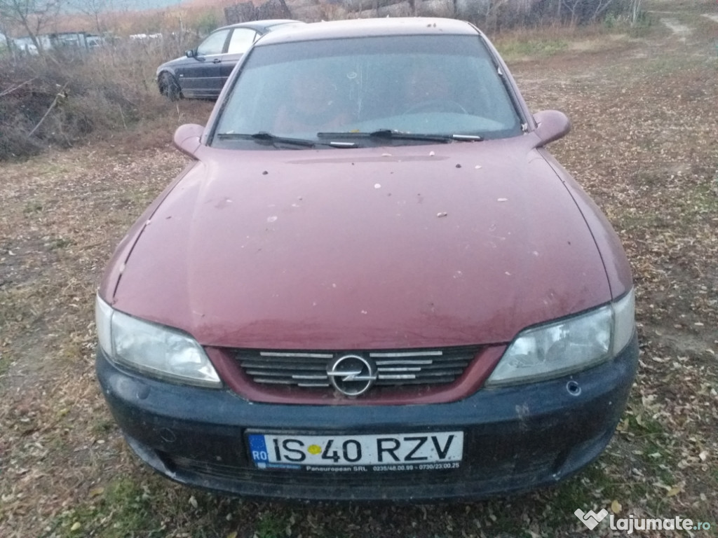 Opel vectra b pentru dezmembrare