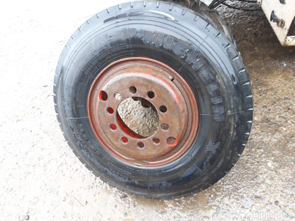 Anvelopă 8.25 R15