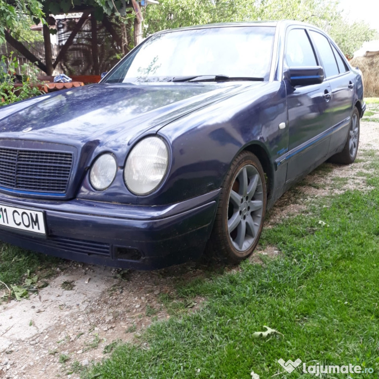 Mercedes E280