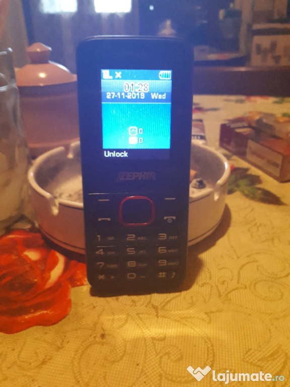 Telefon mobil cu butoane