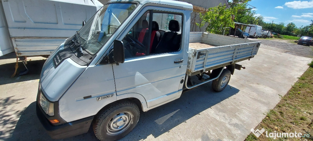 Renault camionetă carosat Iveco