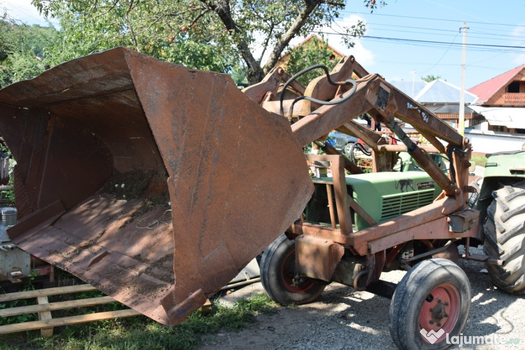 Incarcator frontal pt tractor 80 - 100cp