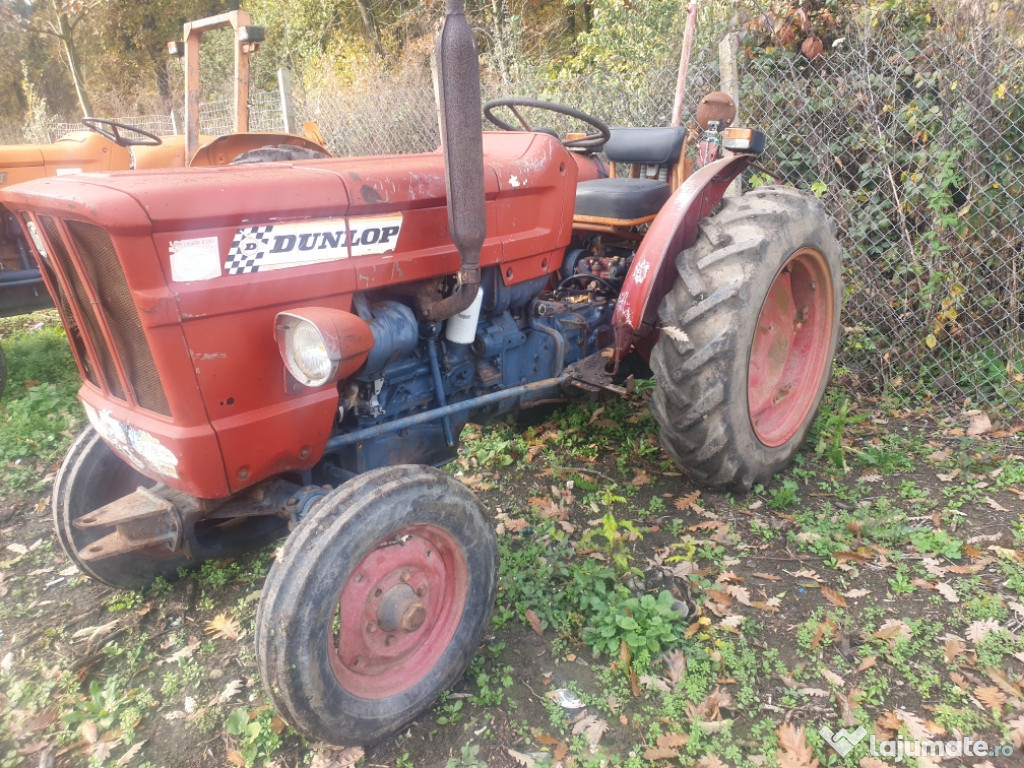 Universal 445 v
