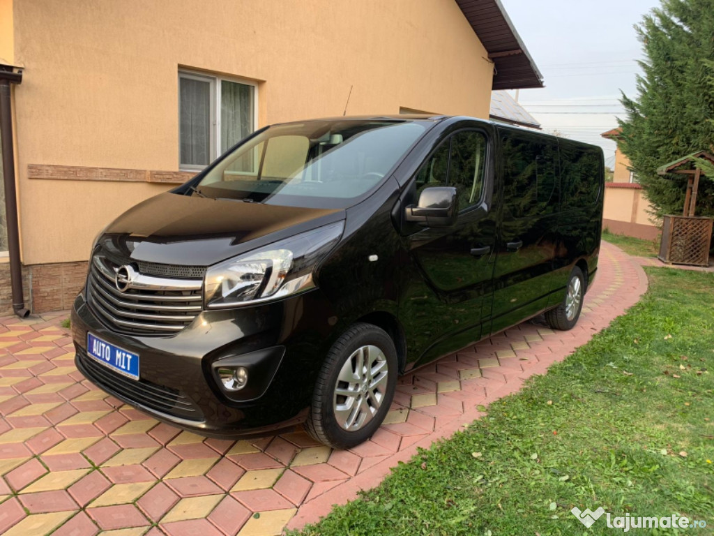 Opel Vivaro 8+1