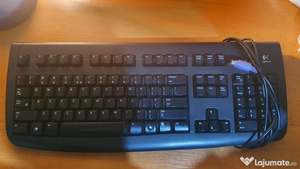 Tastatura Logitech