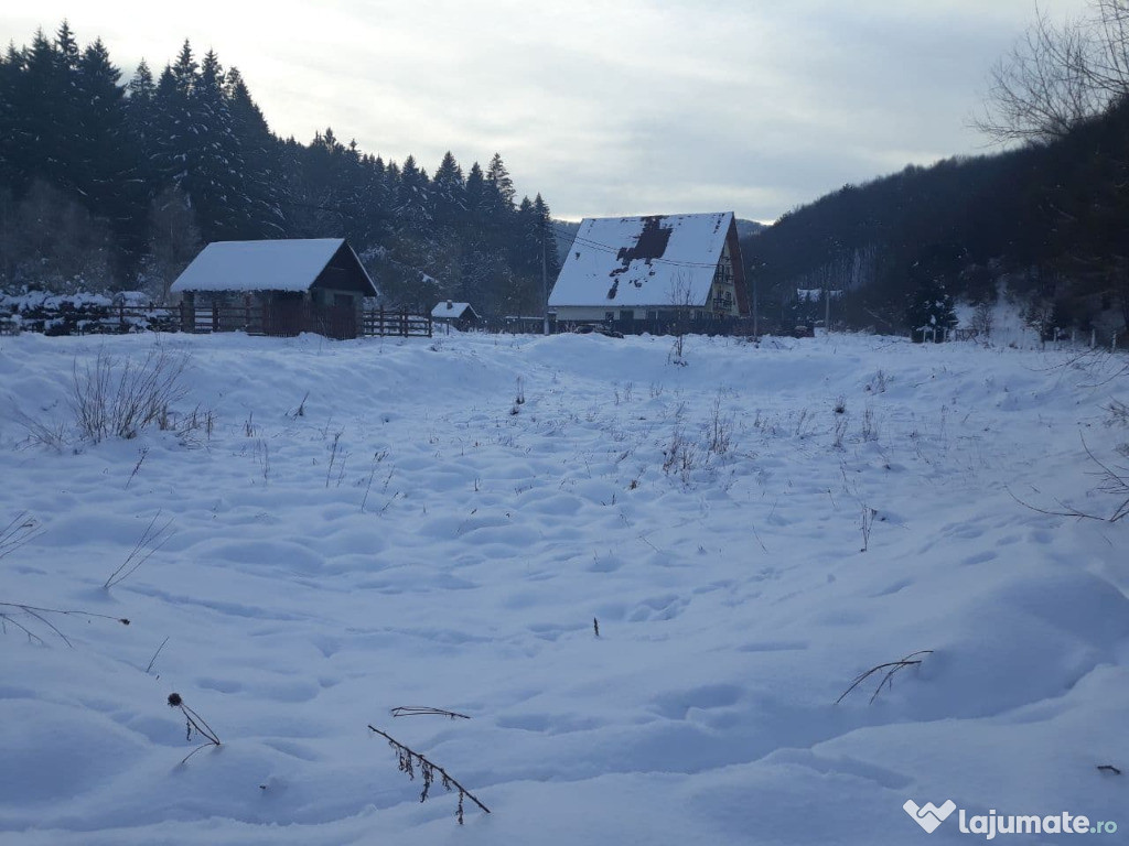 Teren 530 mp zona turistica Valea Bozum