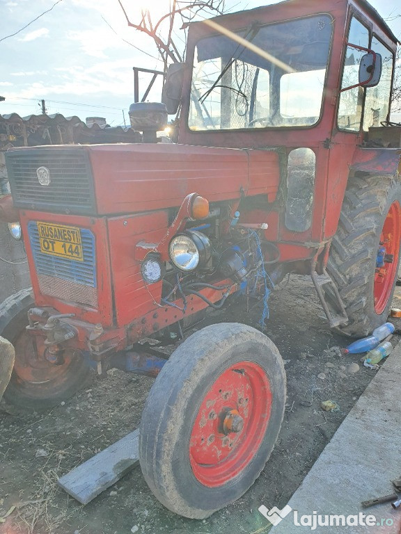 Tractor U650