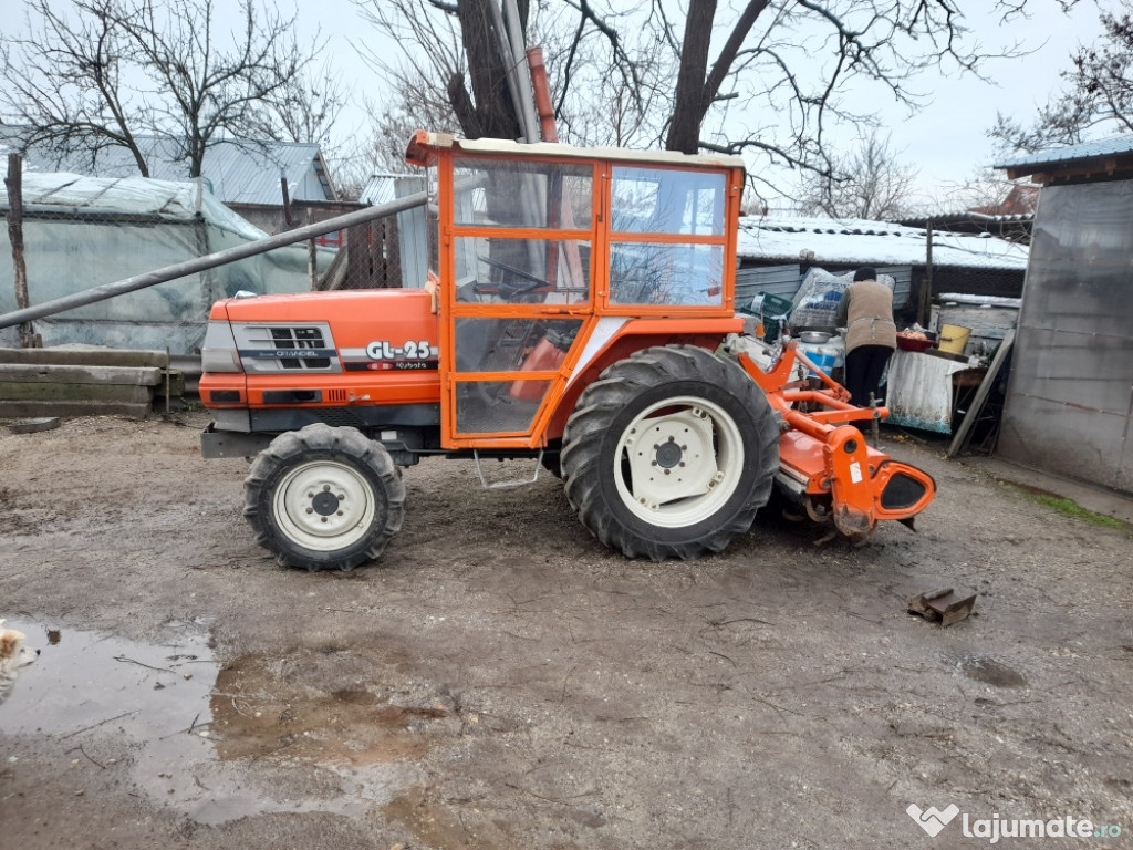 Tractor japonez kubota GL 25 CP