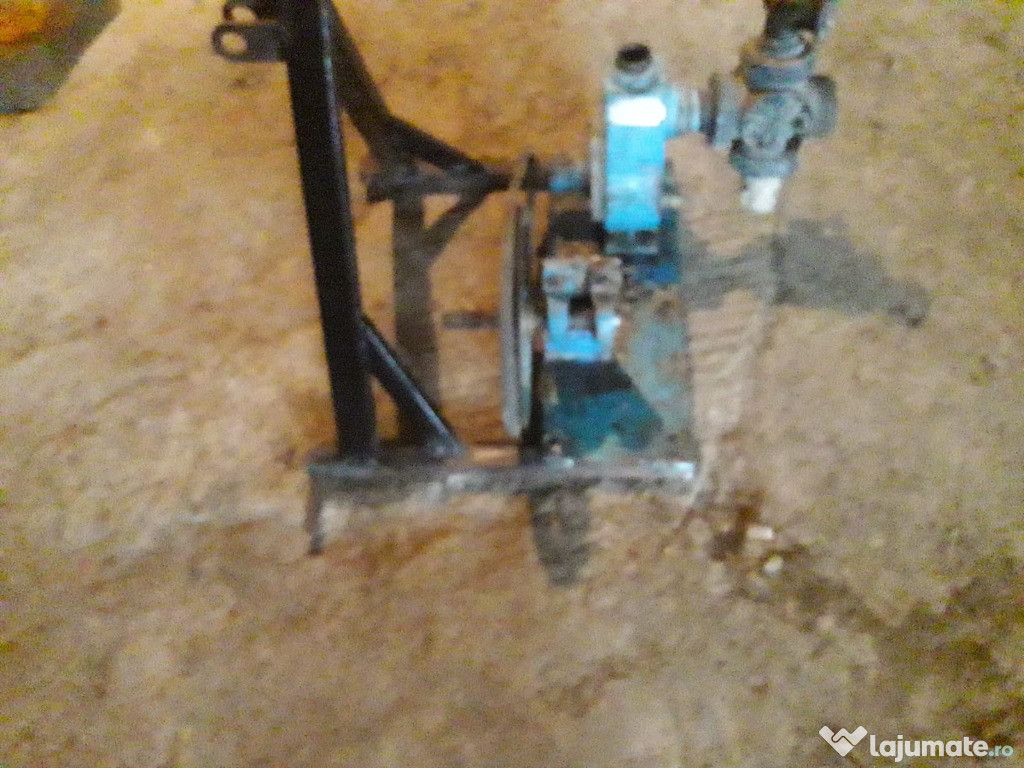 Pompa de apa la priza tractorului irigații