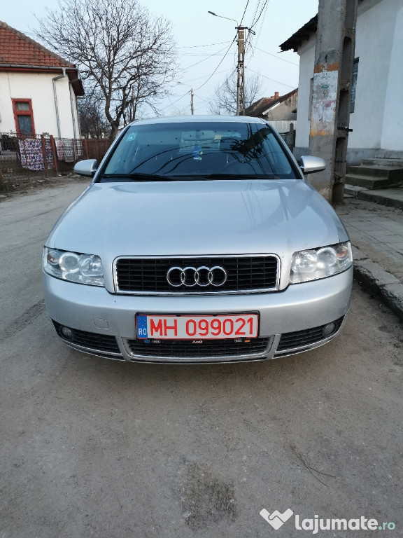 Audi a4 16 benzina an 2004