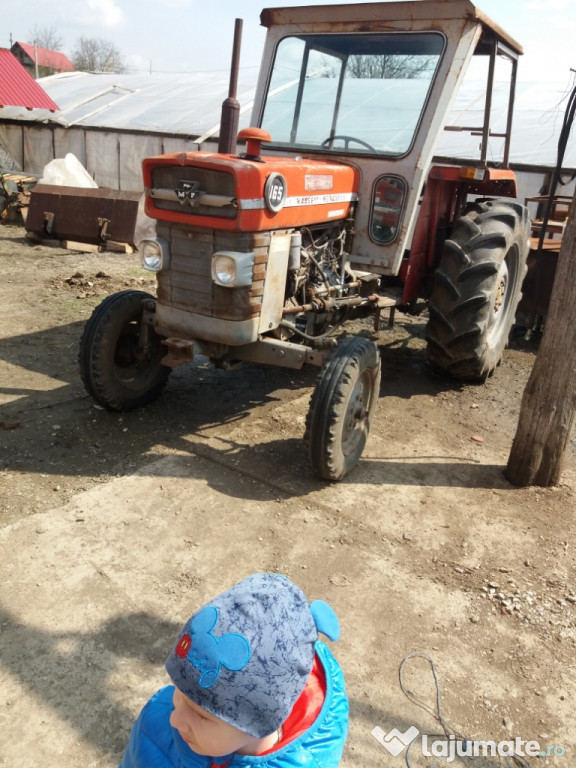 Tractor massey ferguson
