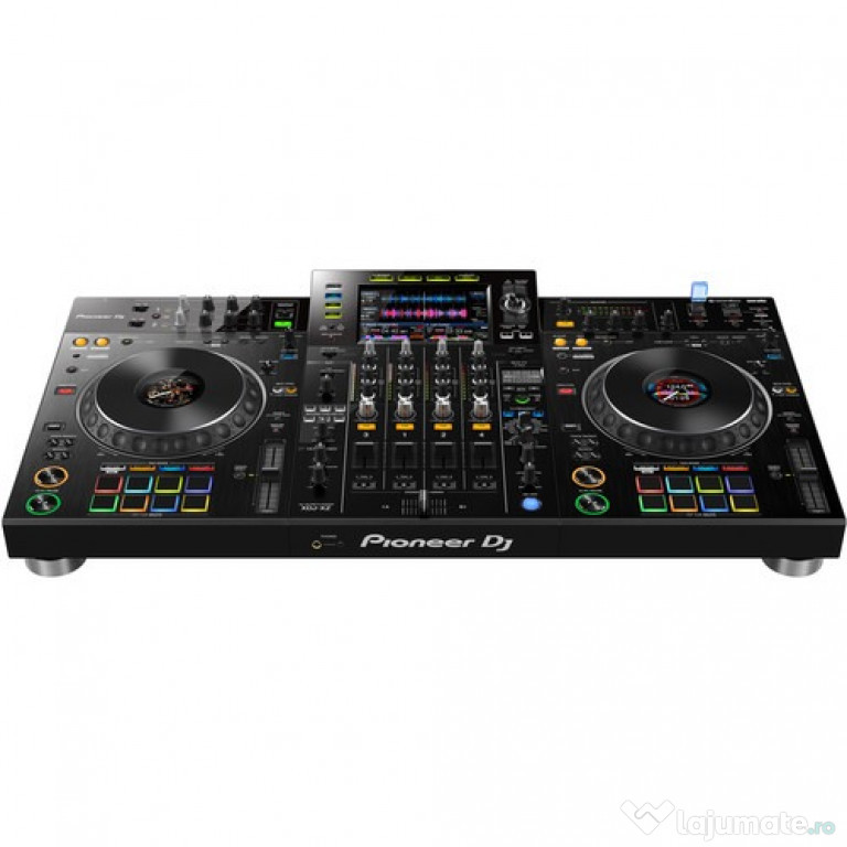 Pioneer DJ XDJ-XZ Professional pe 4 canale