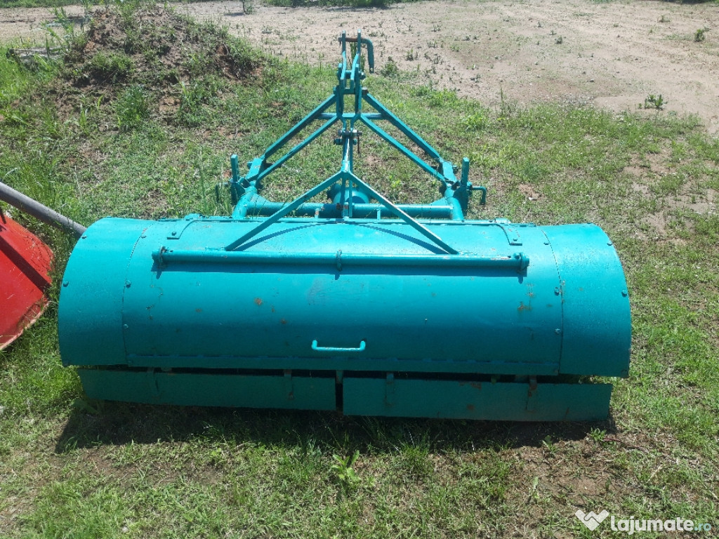 Freza tractor