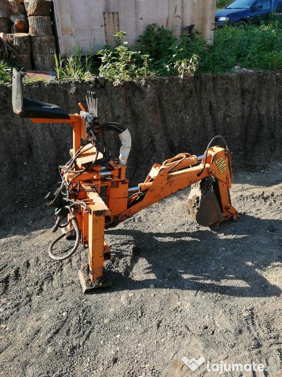 Brat excavare, retroexcavator