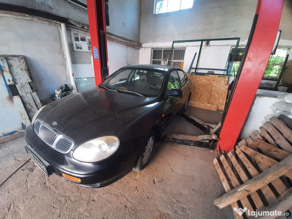 Daewoo Leganza 2002 intreg sau piese