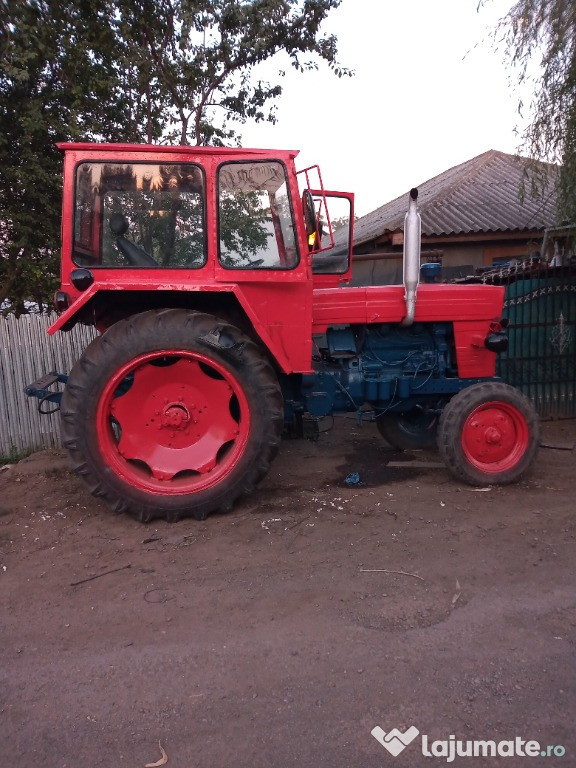 Tractor Utb650