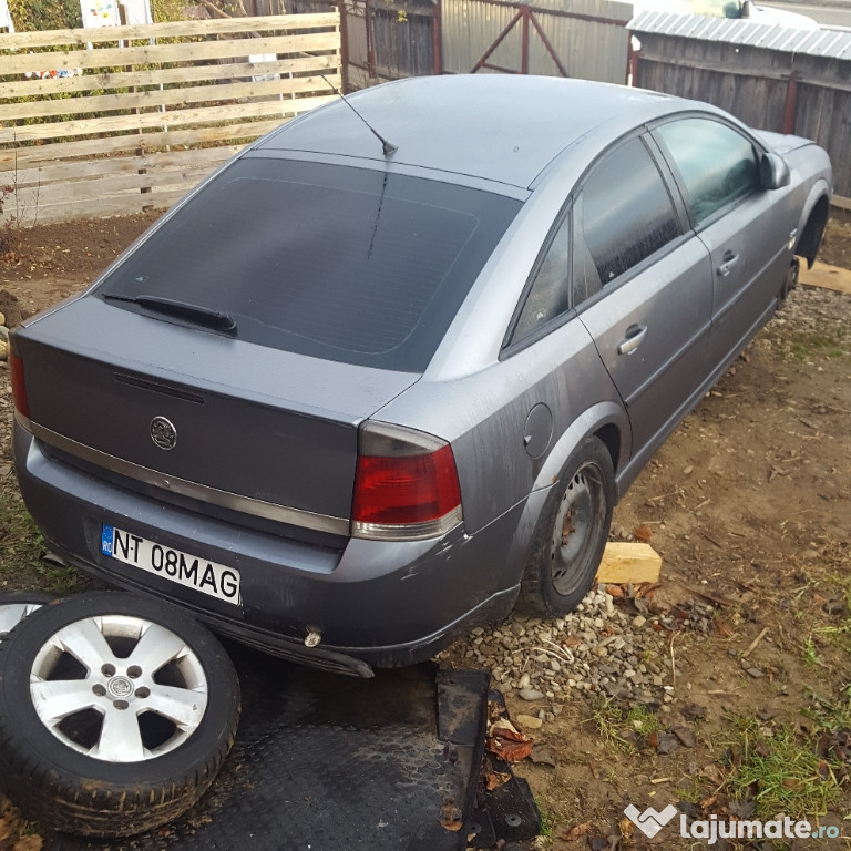 Dezmembrez Opel Vectra C 1.9 cdti 120 cp