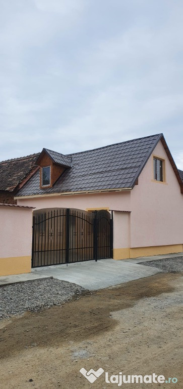 Casa individuala 3 camere in Casolt 10 km de Sibiu