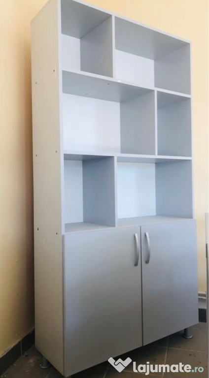 Mobilier de pal pentru magazine