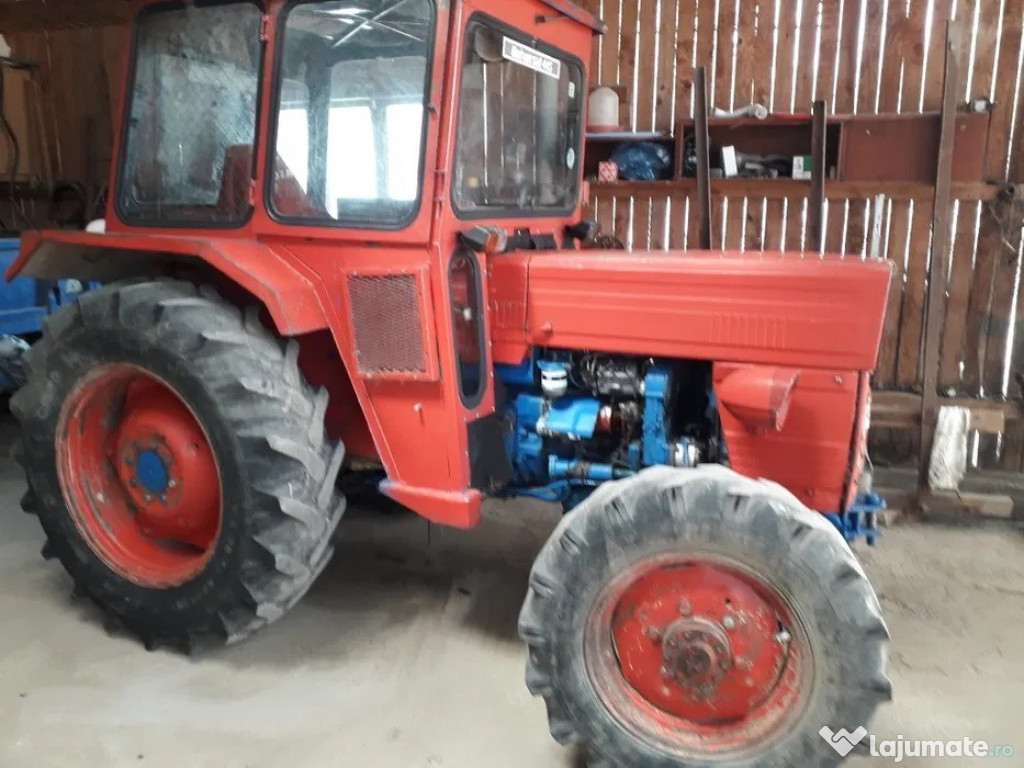 Se vinde tractor UTB 445 DT