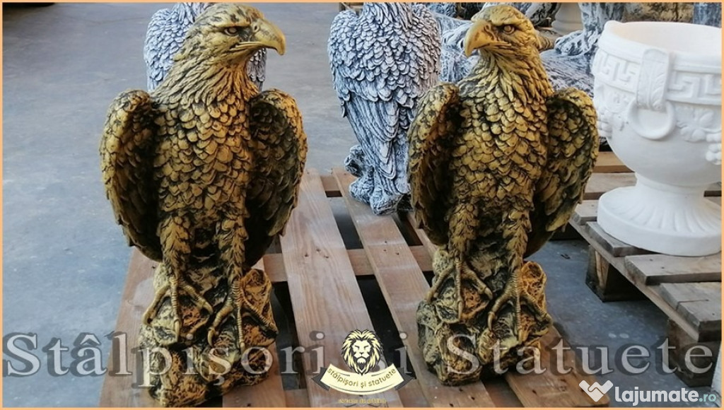 Statuete vulturi, auriu antichizat, model S82.