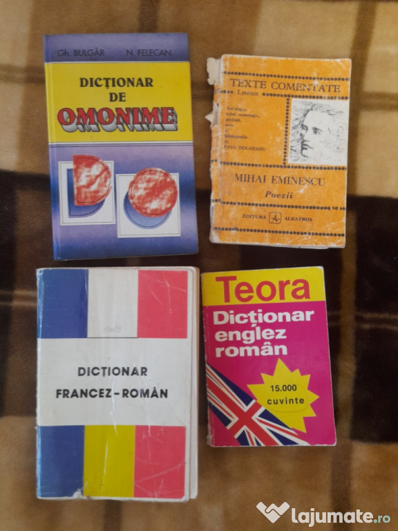 Dicționare/ carte poezii