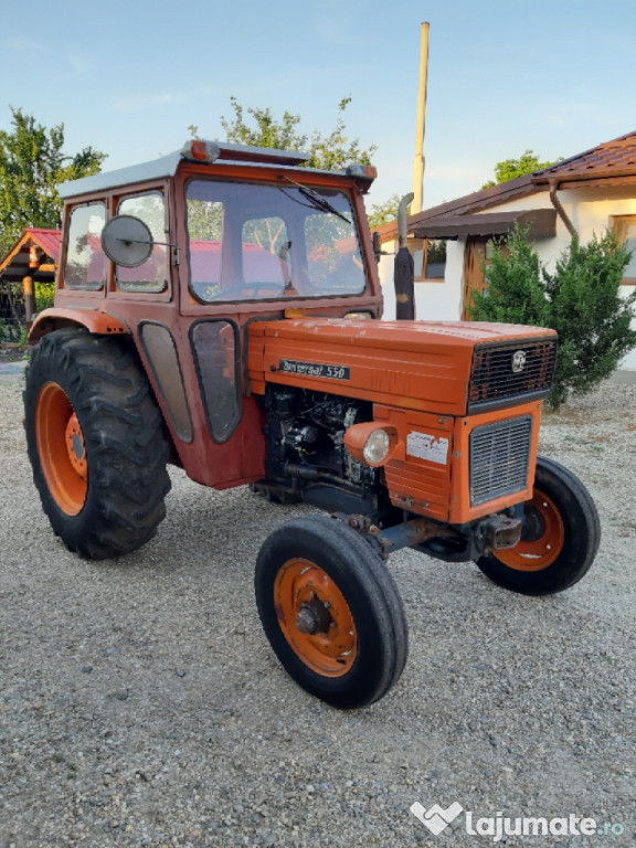 Tractor Universal 550 adus recent