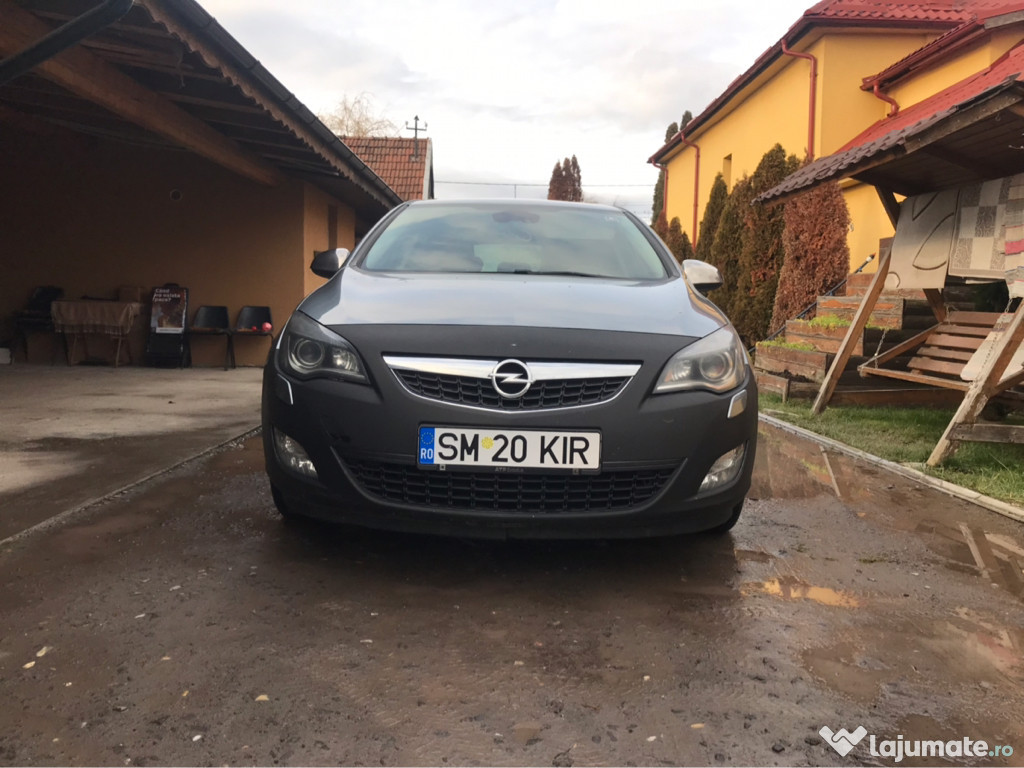 Opel Astra j