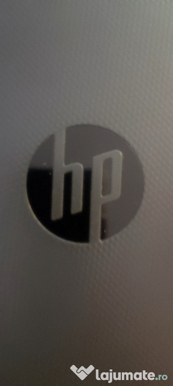 Vând laptop HP TPN-C125