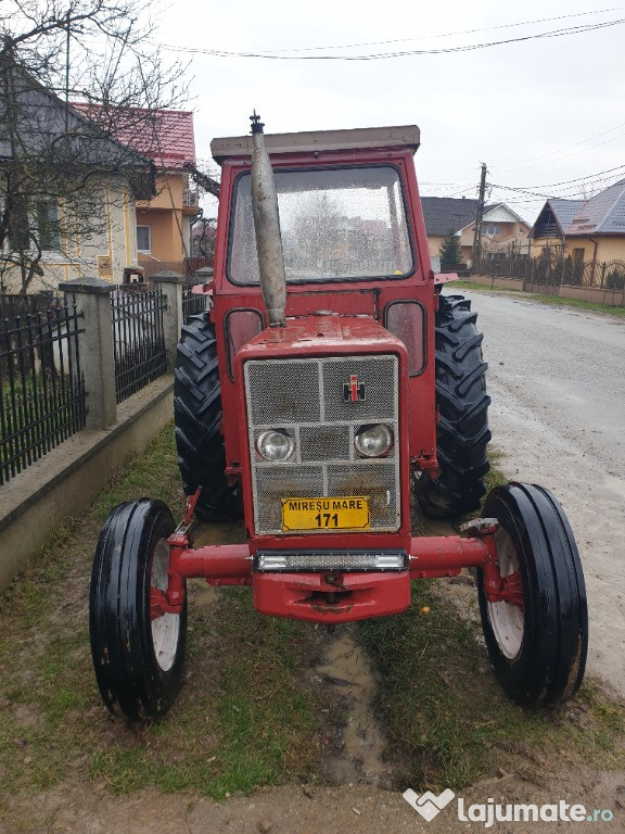 Tractor internațional 724