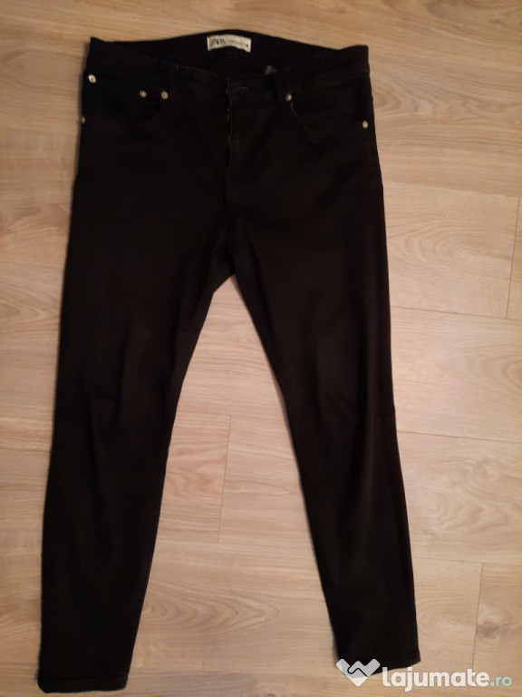 Blugi/Pantaloni Skinny