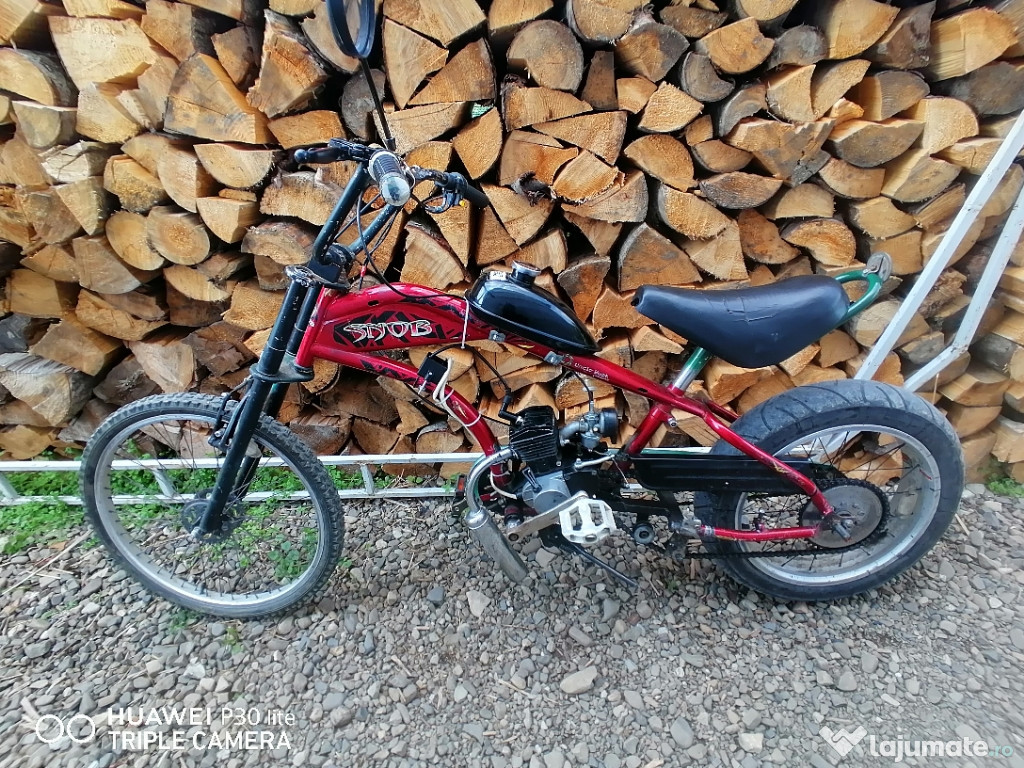 Bicicletă chopper cu motor