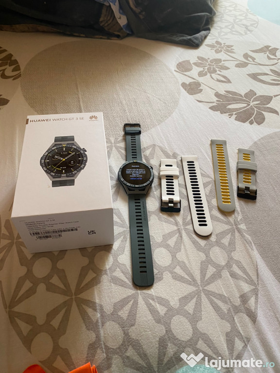 Vând smartwatch huawei GT 3 SE