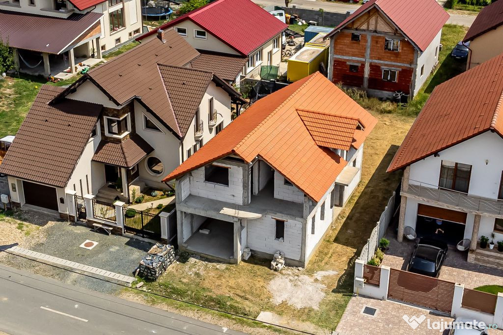 Casă “la roșu” - Livada - 3 km de Arad