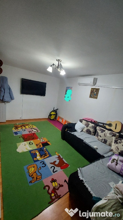 Apartament 3 cam