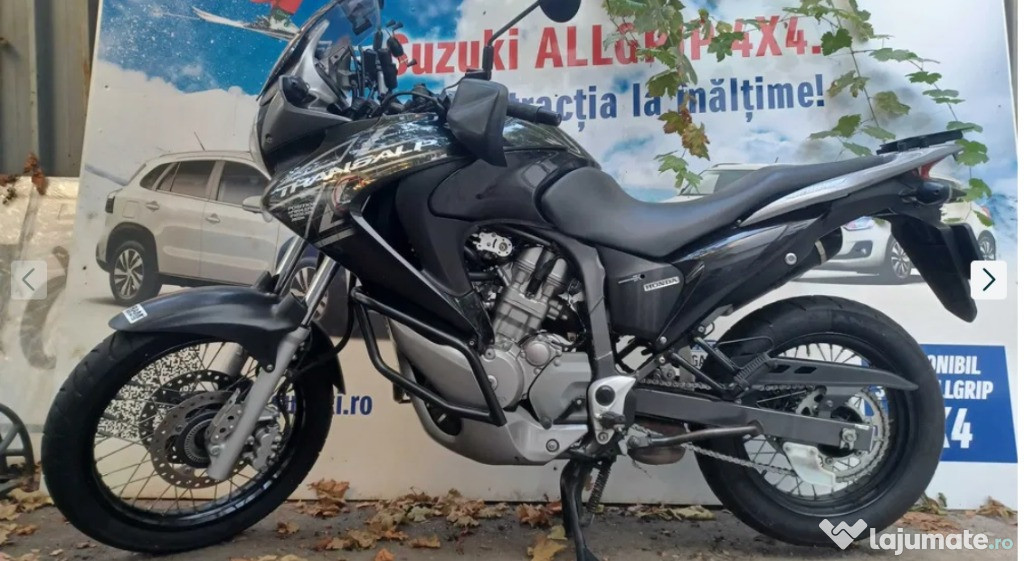 Motocicleta HONDA Transalp XL700VA cu ABS