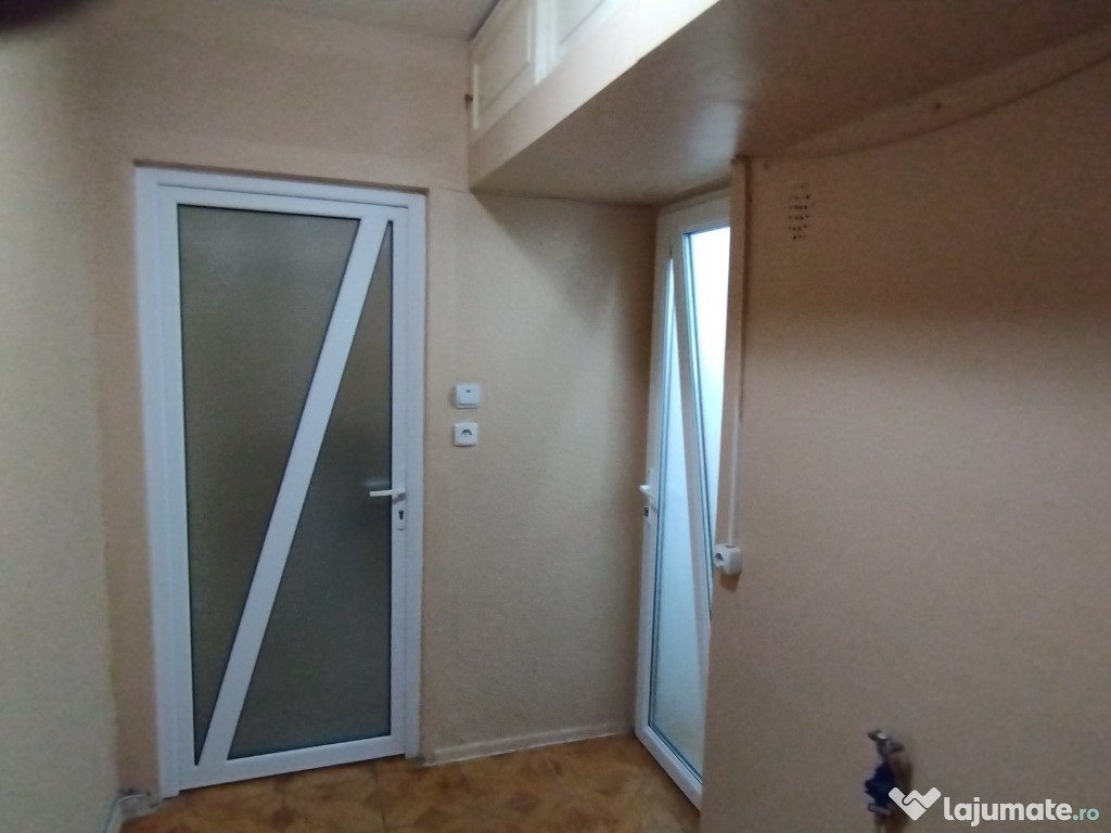 Apartament 2 cam, piata centrala