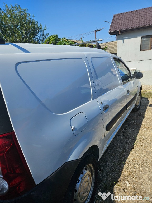 Dacia Logan Van 2012